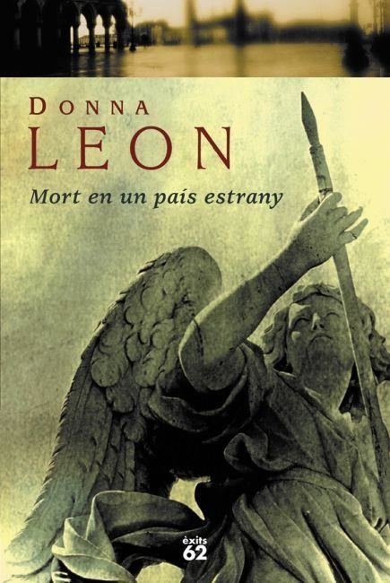 MORT EN UN PAIS ESTRANY (5.95) | 9788429748758 | LEON, DONNA